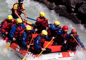 rafting & team building